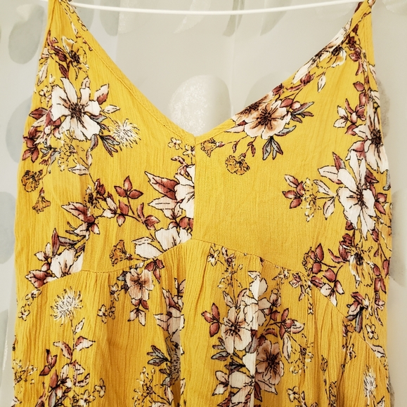 💛 Floral Yellow Sundress 💛 - Picture 3 of 8